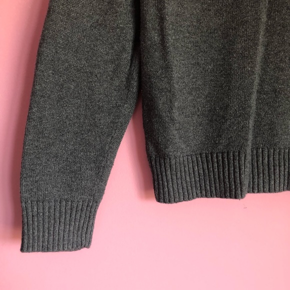 🔹2/$30🔹 Red and Grey Argyle Sweater - Picture 7 of 8